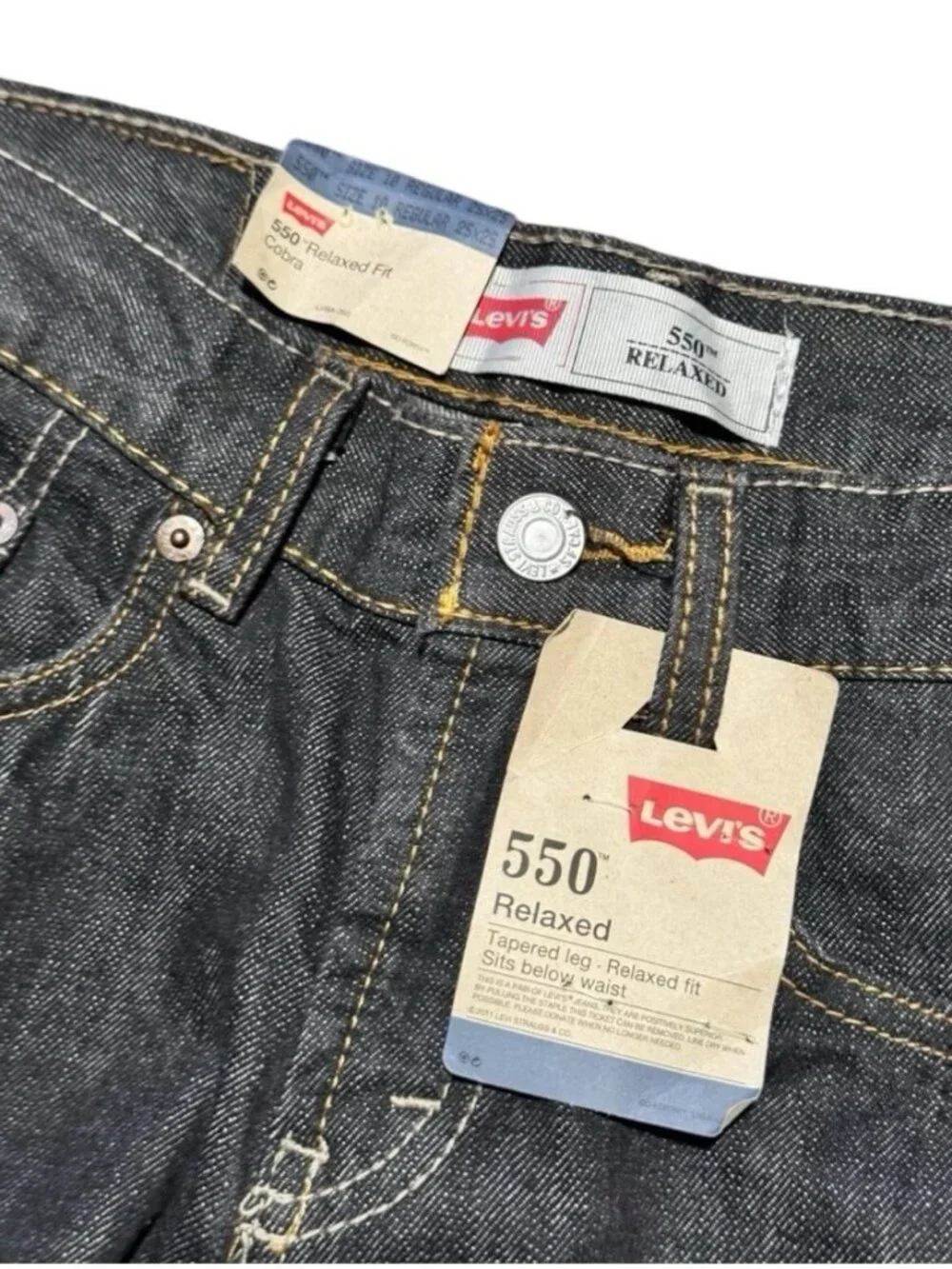 NWT Levi's 550 Jeans Relaxed Fit Tapered Legged Boys 10 Regular Denim Blue Pants